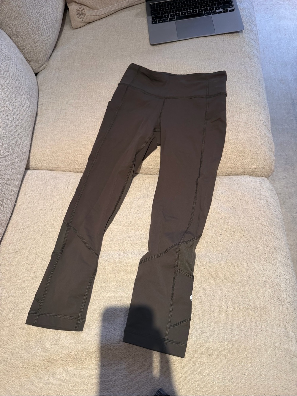Low waisted lululemon Forest Green Leggings 2010s